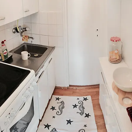 Sunshine Apartment *